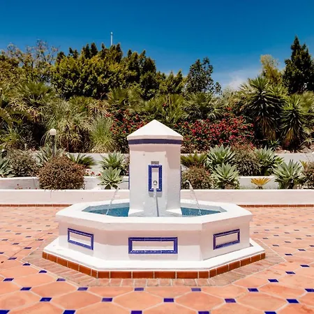 Puerto Banus Playas Del Duque 马尔韦利亚