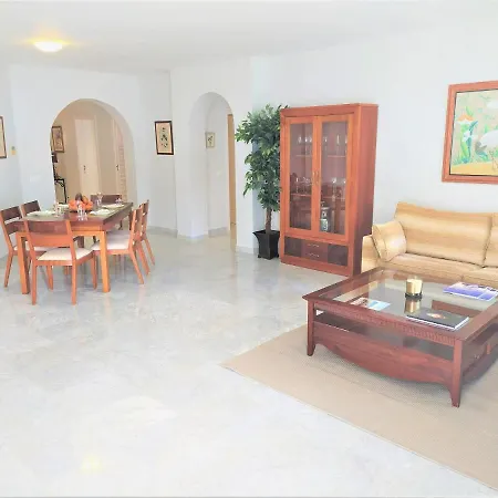 Puerto Banus Playas Del Duque * Marbella