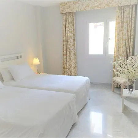 Puerto Banus Playas Del Duque 公寓 马尔韦利亚