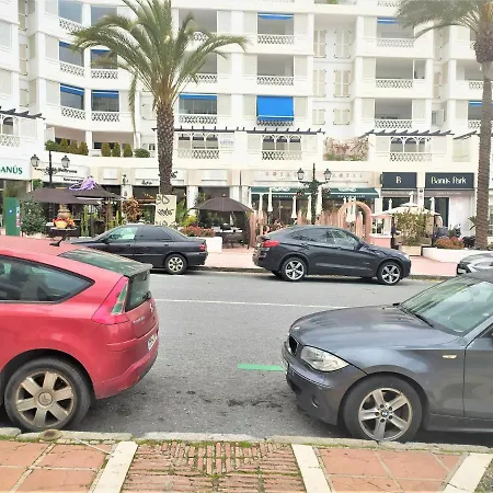 Puerto Banus Playas Del Duque 公寓 *