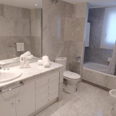 Puerto Banus Playas Del Duque *